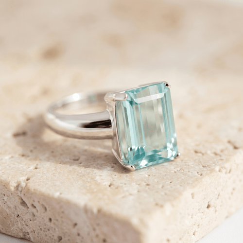 Bague 57 Bague en or blanc 585 avec aigue-marine 5,70 ct 58 Facettes HJ062614