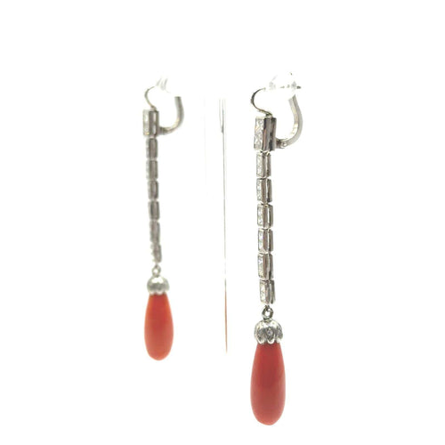 Boucles d'oreilles Boucles d'oreilles pendantes en platine, corail rouge et diamants 58 Facettes