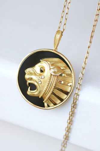 Pendentif Jean & Pierre Bellin - Pendentif Zodiaque Lion en or jaune, onyx et diamants 58 Facettes