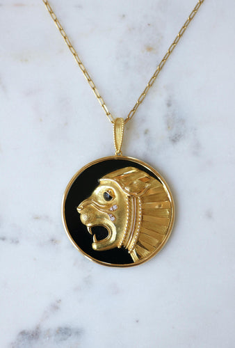 Pendentif Jean & Pierre Bellin - Pendentif Zodiaque Lion en or jaune, onyx et diamants 58 Facettes
