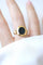 Bague 59 Chevalière intaille chien en jaspe sanguin et or jaune 58 Facettes