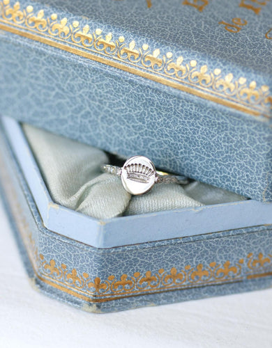 Bague 57 Bague ancienne - Couronne de comte en platine et diamants 58 Facettes