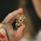 Broche Van Cleef & Arpels - Broche Lion ébouriffé en or jaune et diamants 58 Facettes 50234