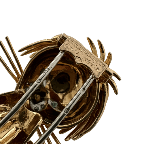 Broche Van Cleef & Arpels - Broche Lion ébouriffé en or jaune et diamants 58 Facettes 50234