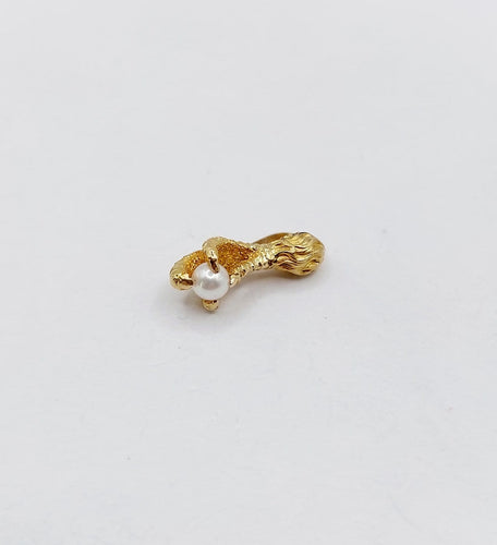 Pendentif Pendentif serre d'aigle en or 18k et perle 58 Facettes A07444