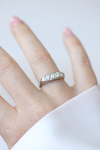 Bague Bague jarretière Art déco en platine et diamants 58 Facettes