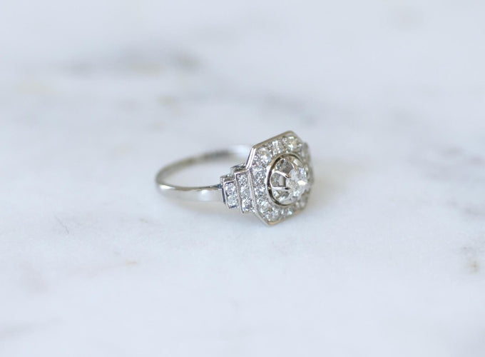 Bague 54.5 Art Déco - Bague octogonale en platine et diamants 58 Facettes