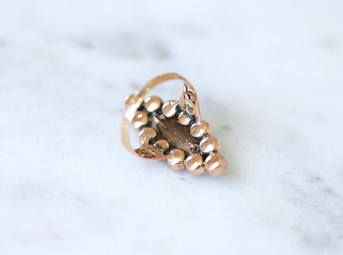 Bague Bague marquise ancienne en or rose et grenats de Perpignan 58 Facettes
