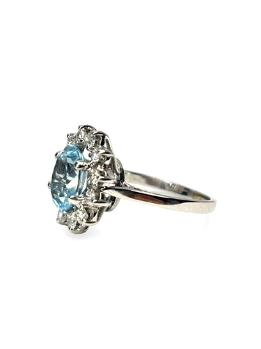 Bague 49 Bague en or blanc, aigue-marine et diamants 58 Facettes 2078