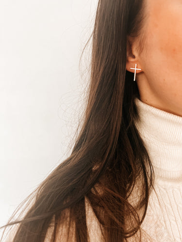 Boucles d'oreilles Boucles d'oreilles croix vintage en or jaune 18K 58 Facettes