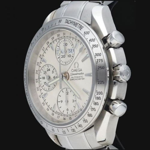 Montre Omega Speedmaster - Montre Day Date chronographe en acier 58 Facettes MT47158