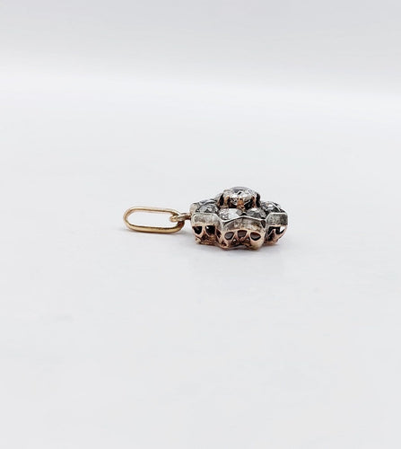 Pendentif Pendentif étoile antique en or 18K, argent et diamants 58 Facettes A07340