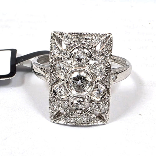 Bague 56 Bague en or blanc 18 kt et diamants 58 Facettes 169/26 D