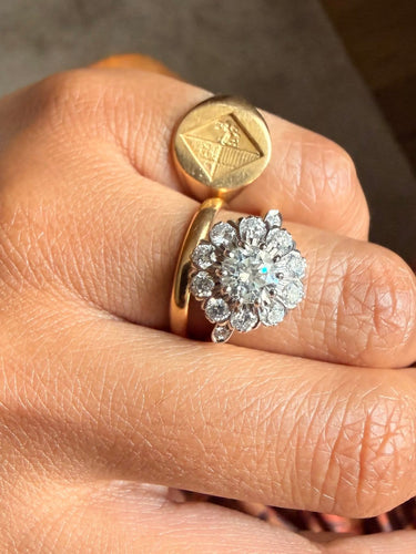 Bague 54 Marguerite - Bague en or jaune, or blanc et diamants 58 Facettes ,mmmm