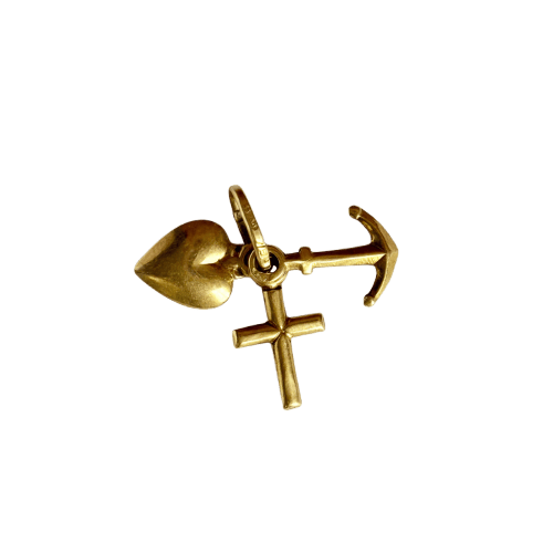 Pendentif Trois vertus en or jaune 18 carats