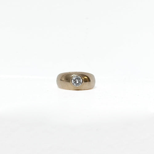 Bague 52 Bague jonc en or jaune et diamant 58 Facettes