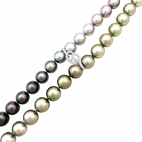 Collier Collier sautoir en or blanc, perles de Tahiti et diamants 58 Facettes 35701