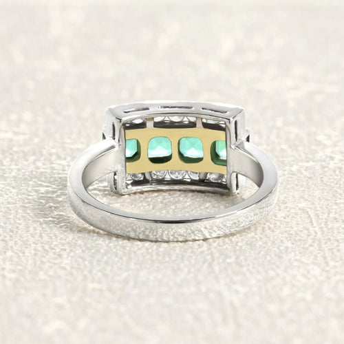 Bague 53 Bague en or gris, émeraudes et diamants 58 Facettes OC-61300096