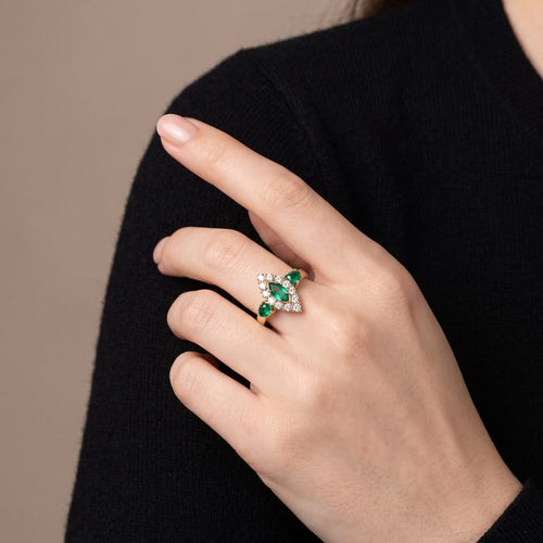 Bague 53 Bague en or jaune, émeraudes et diamants 58 Facettes OC-61300097