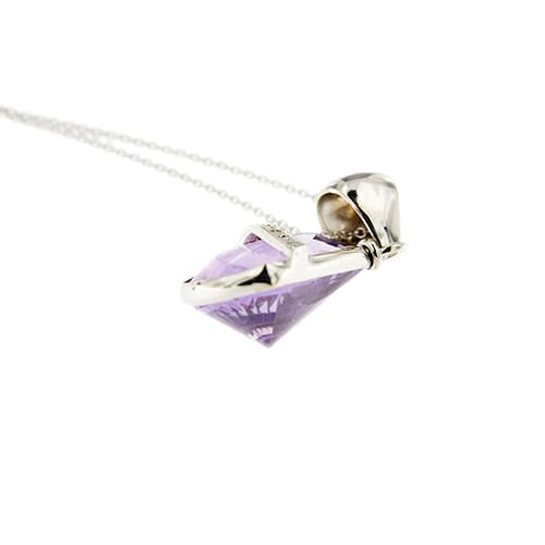 Collier Vieri - Collier en or blanc avec améthyste et diamants 58 Facettes 37363