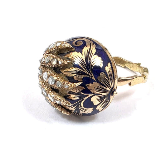 55 Bague porte-poison en or jaune, émaux et diamants 58 Facettes 449/26 B