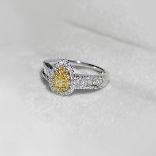 Bague 53 Bague poire en or blanc 18K et diamants jaunes 0,50 ct 58 Facettes GBR1244WG
