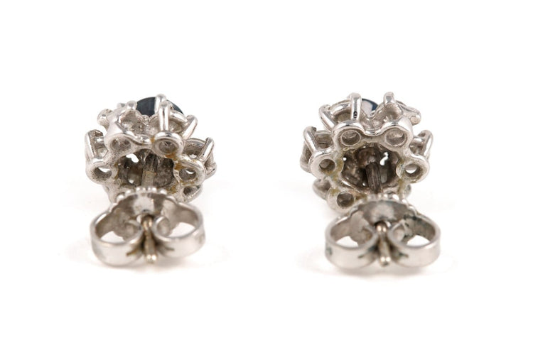 Boucles d'oreilles Boucles d'oreilles en or blanc, saphirs et diamants 58 Facettes B889