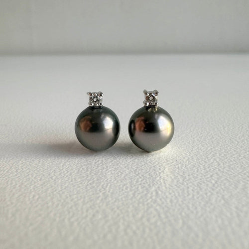 Boucles d'oreilles Aitches Underwater - Boucles d'oreilles en or blanc, perles de Tahiti et diamants 58 Facettes GER1327WG