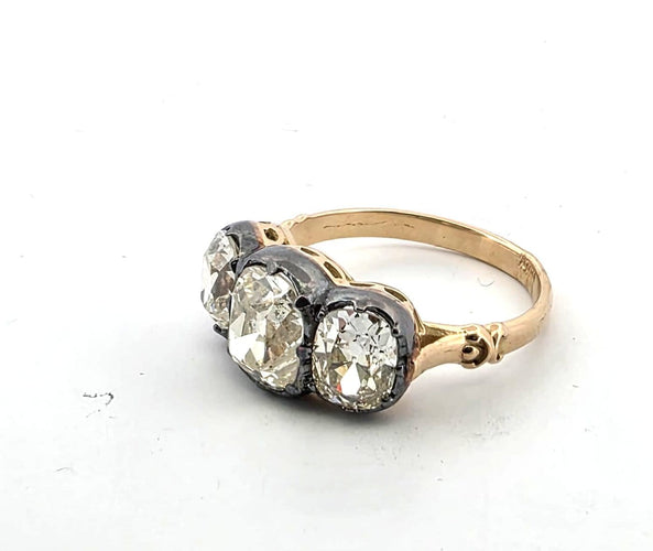 Bague 54 Bague en or jaune 18 ct et diamants 58 Facettes 429/26 D