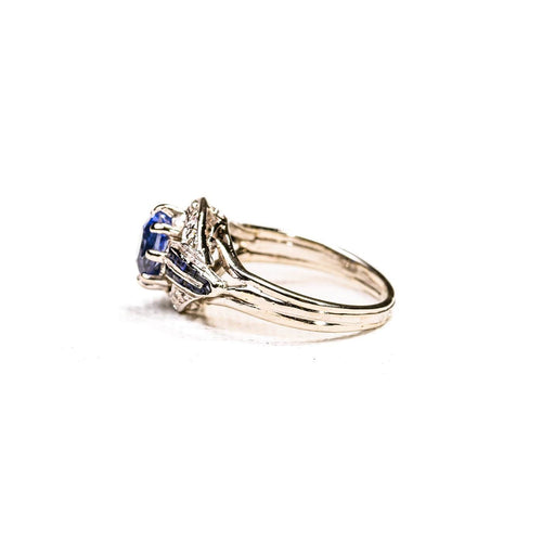 Bague entourage Art Déco saphir Ceylan diamants or bl_profil.jpg