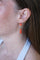 Boucles d'oreilles pendantes anciennes en or jaune, corail et émail noir 58 Facettes