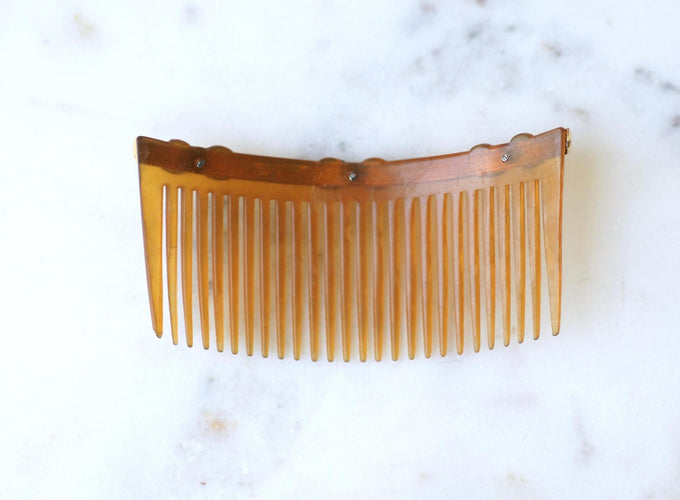 Peigne ancien - Peigne en or jaune, argent et diamants 58 Facettes