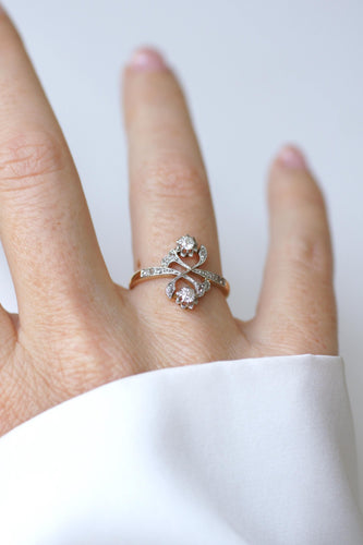 57 Toi et Moi - Bague en or jaune, platine et diamants 58 Facettes
