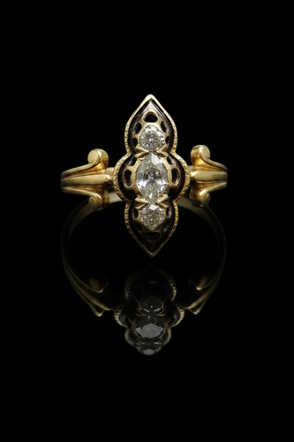 Bague 62 Bague victorienne en or jaune 14K, émail noir et diamants 58 Facettes