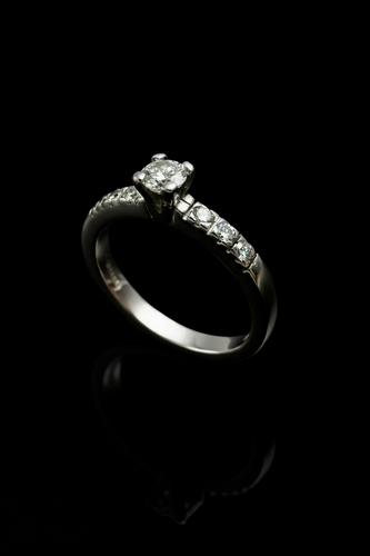 Bague 54 Biandrate Gioielli - Bague en or blanc et diamants 58 Facettes