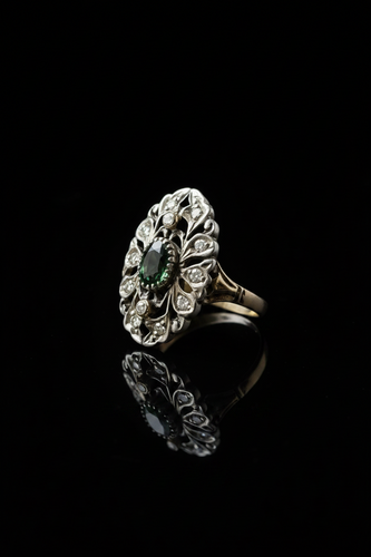 Bague 58 Bague style baroque avec péridot et diamants 58 Facettes