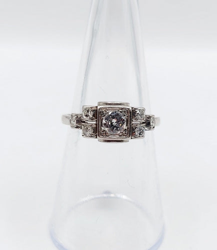 Bague 54 Bague Tank Art déco en platine et diamants 58 Facettes A07535