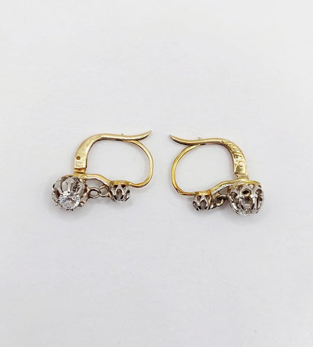 Dormeuses - Boucles d'oreilles en or 18k, platine et diamants 58 Facettes A07538