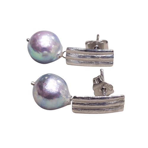 Boucles d'oreilles en or blanc 18k et perles Keshi 58 Facettes TA251