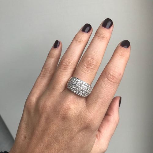 Bague 55 Bague pavée de diamants en or blanc 18k 58 Facettes A46