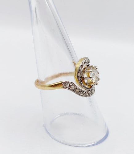 54.5 Bague tourbillon en or 18k, platine et diamants 58 Facettes A07547