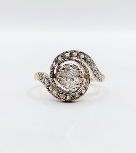 54.5 Bague tourbillon en or 18k, platine et diamants 58 Facettes A07547