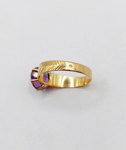 56.5 Bague cocktail vintage en or rose 18k et améthyste 58 Facettes A07560