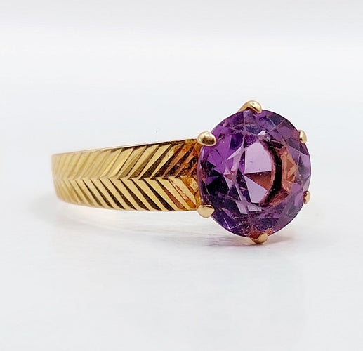 56.5 Bague cocktail vintage en or rose 18k et améthyste 58 Facettes A07560