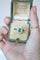 51 Bague en or jaune avec émeraude de Colombie et diamants 58 Facettes
