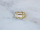 53 Bague jonc en or jaune et diamants 58 Facettes