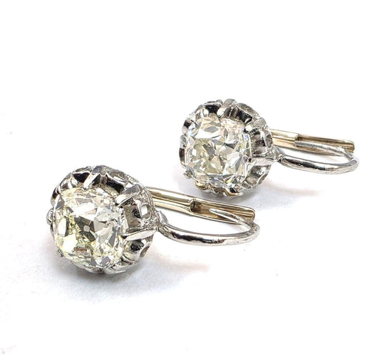 Boucles d'oreilles en or 18 kt et diamants taille ancienne 58 Facettes 450/26 A