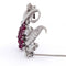Broche vintage - Broche en or blanc avec rubis et diamants 58 Facettes SP 82 '(00549)