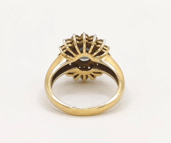 Bague 53.5 Bague pompadour en or jaune avec saphir et diamants 58 Facettes 241
