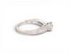 53 Bague solitaire en or blanc 18k et diamants 58 Facettes 275909